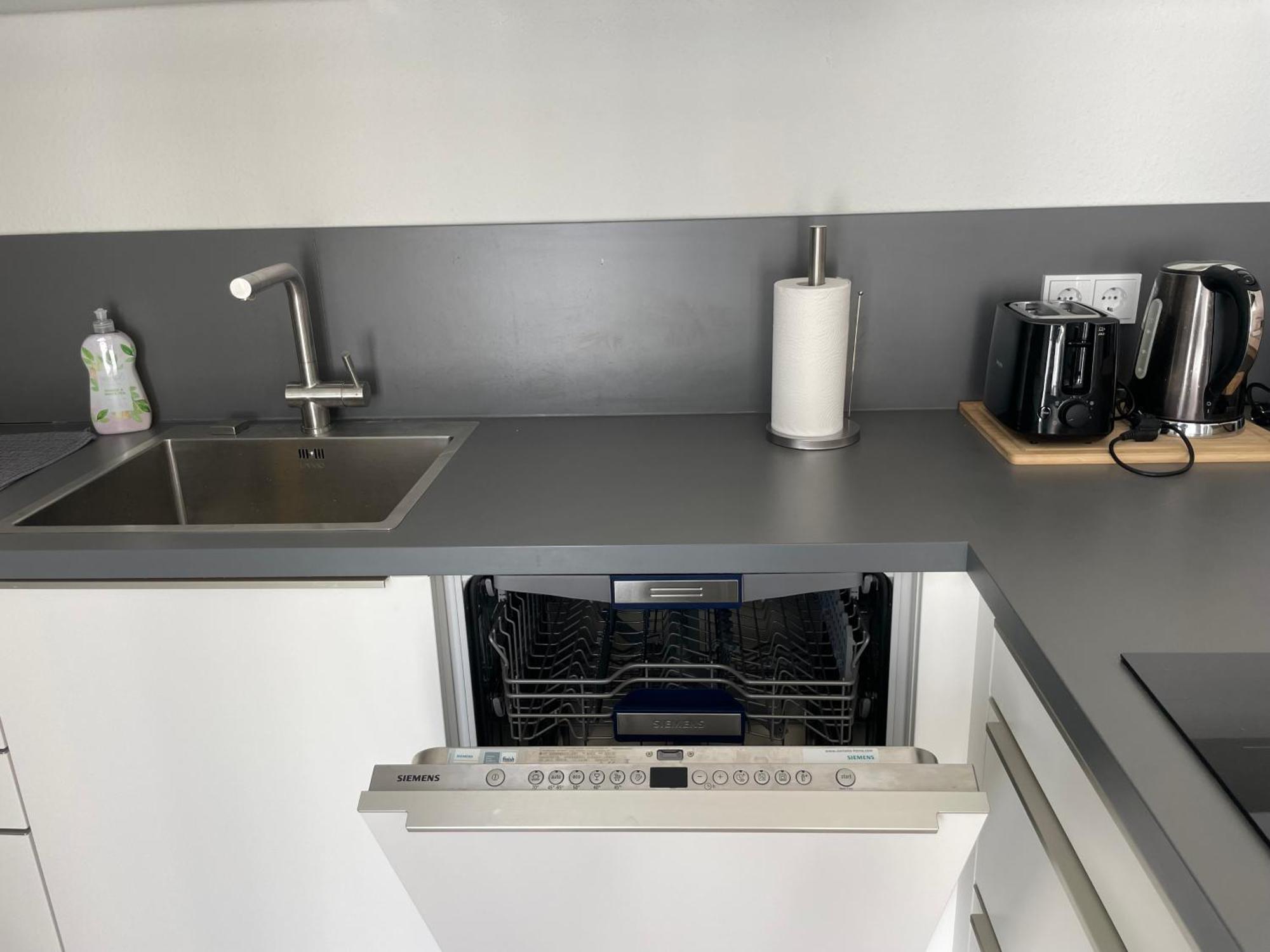 E&A City Apartment Hannover Mitten Im Stadtzentrum Mit Lift Und Tiefgarage Экстерьер фото